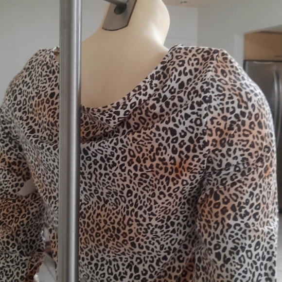 Pink top - Picture 4 of 4